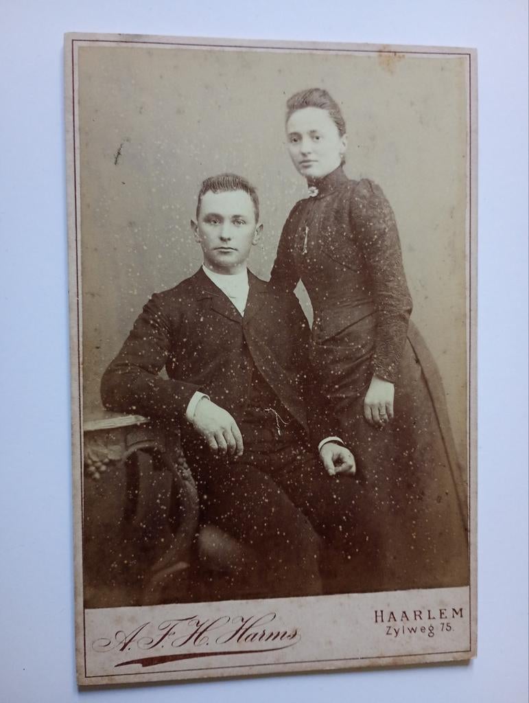 Kabinetsfoto Haarlem Man en Vrouw, Gebruikt, Foto, Ophalen of Verzenden, Voor 1940