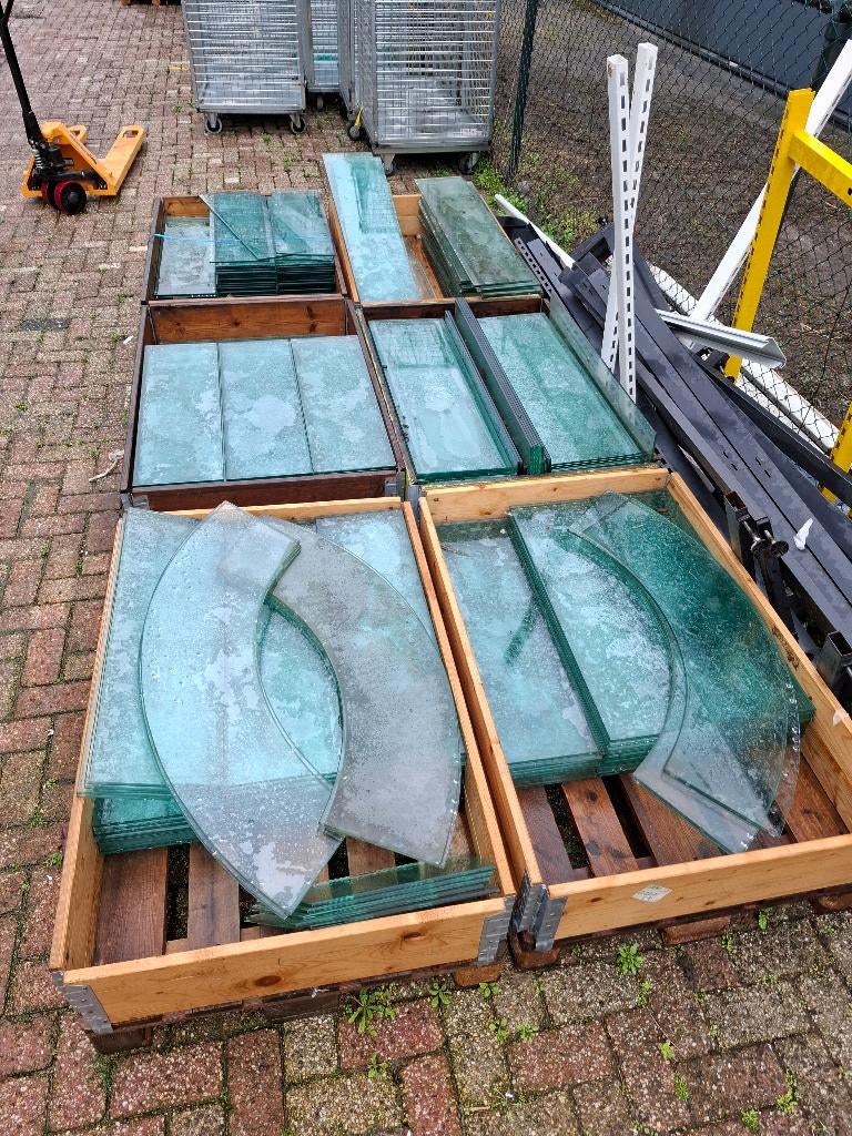 Glasplanken winkelstelling, Huis en Inrichting, Kasten | Vitrinekasten, Gebruikt, Minder dan 100 cm, 50 tot 100 cm, 25 tot 50 cm