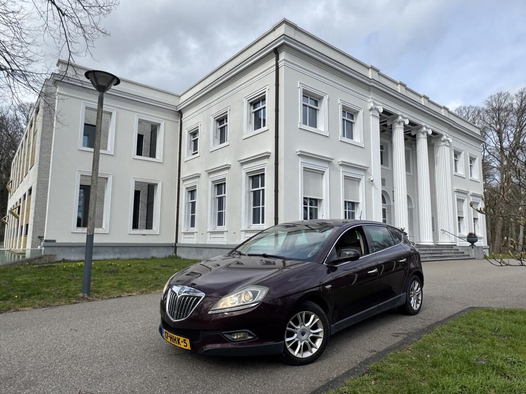 Lancia Delta 1.4-16V 1:19!, gereserveerd, MOOI LEDER, NIEUW, Auto's, Lancia, Voorwielaandrijving, 15 km/l, 1295 kg, Bedrijf