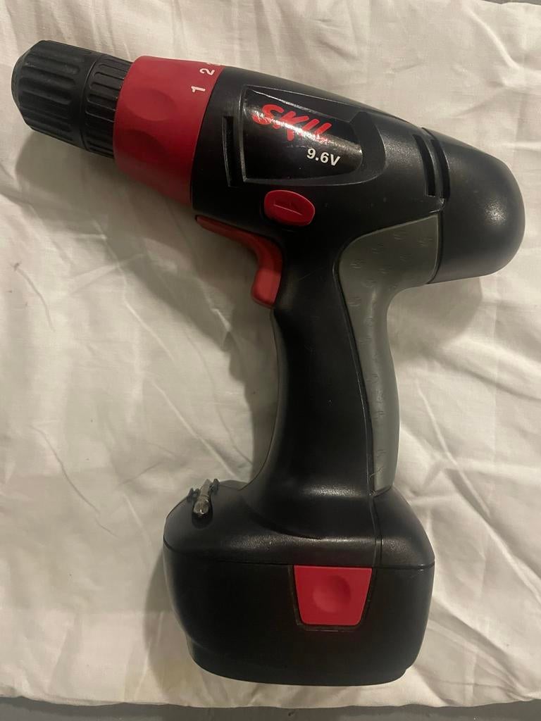 SKIL 2201 Accuboormachine 9.6V (zonder oplader), Ophalen of Verzenden, Gebruikt, Minder dan 400 watt, Boor- en Schroefmachine