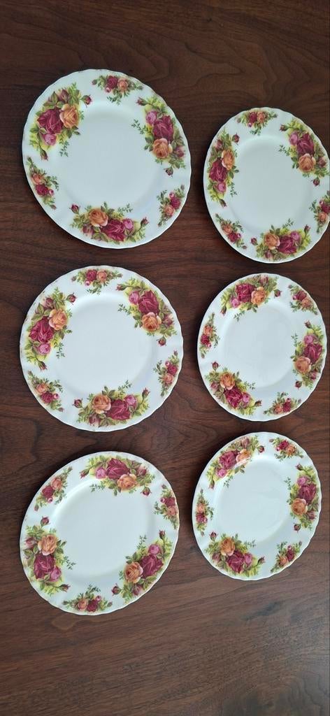 Royal Albert Gebakbordjes, Ophalen of Verzenden