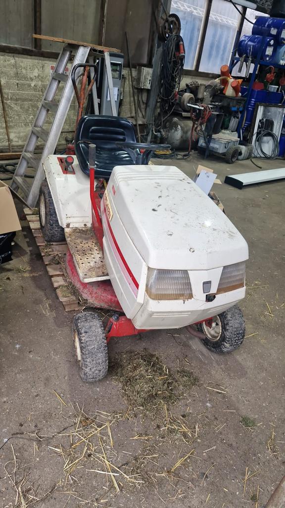 Zitmaaier, 100 liter of meer, Ophalen, Zo goed als nieuw, Transportkar