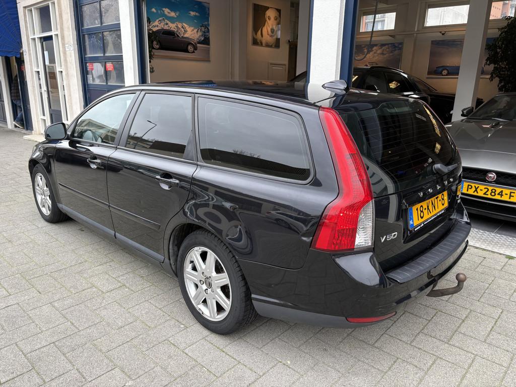 Volvo V50 1.6D S/S Sport NL AUTO/CLIMA/CRUISE/EXPORT, Auto's, Volvo, Voorwielaandrijving, Gebruikt, 4 cilinders, Zwart