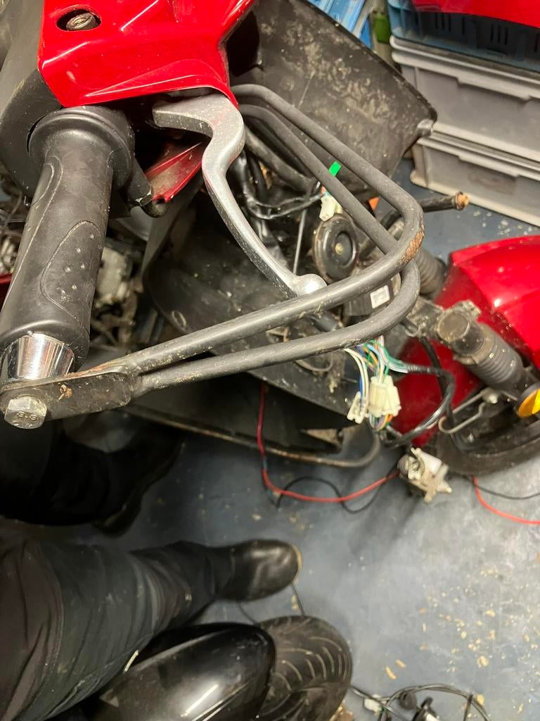 Complete set valbeugels sym orbit 2 xpro bezorgscooter, Fietsen en Brommers, Brommeronderdelen | Scooters, Gebruikt, SYM, Overige typen