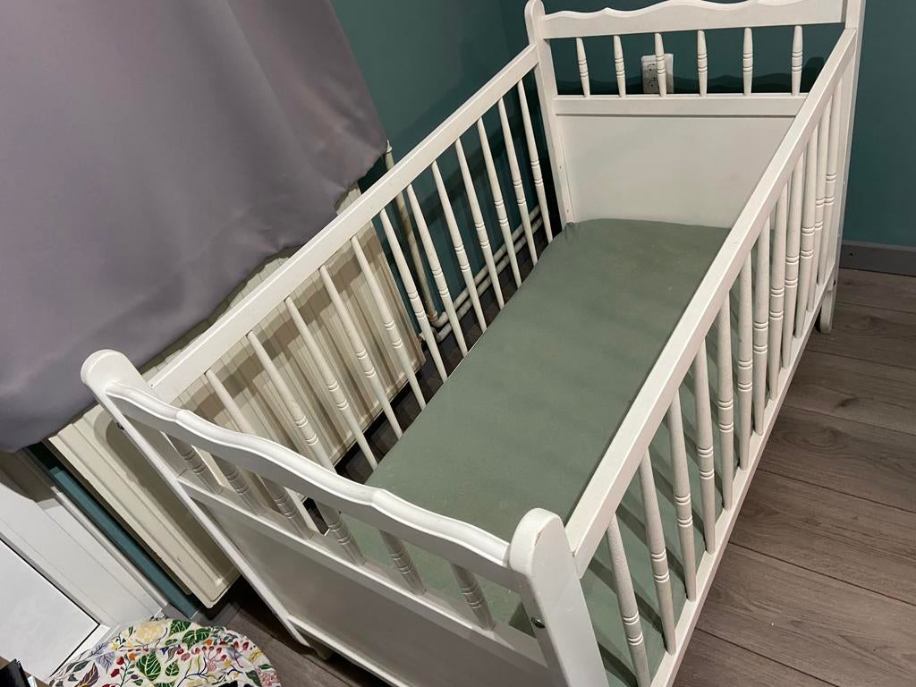 Ledikant, Kinderen en Baby's, Babywiegjes en Ledikanten, Ophalen, Zo goed als nieuw, Ledikant