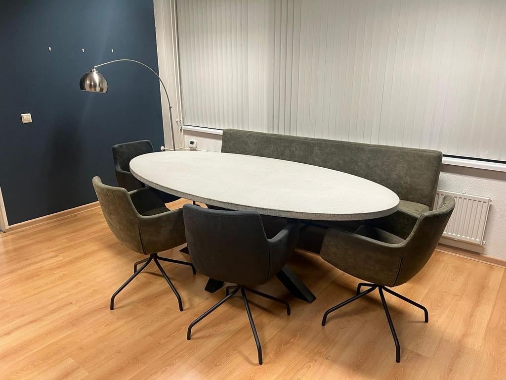 Eethoek voor 7/8 personen, Ophalen, Zo goed als nieuw, Ovaal, 200 cm of meer