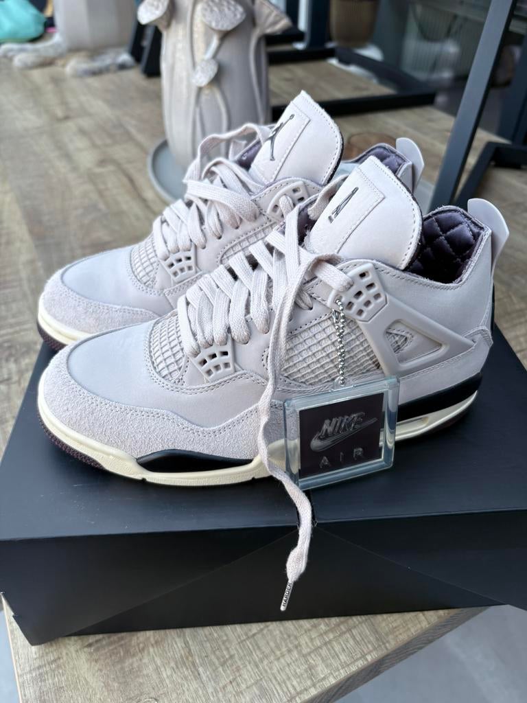 Air jordan 4 A Ma Maniere fossil stone mt. 39, Kleding | Dames, Schoenen, Beige, Ophalen of Verzenden, Sneakers of Gympen, Zo goed als nieuw