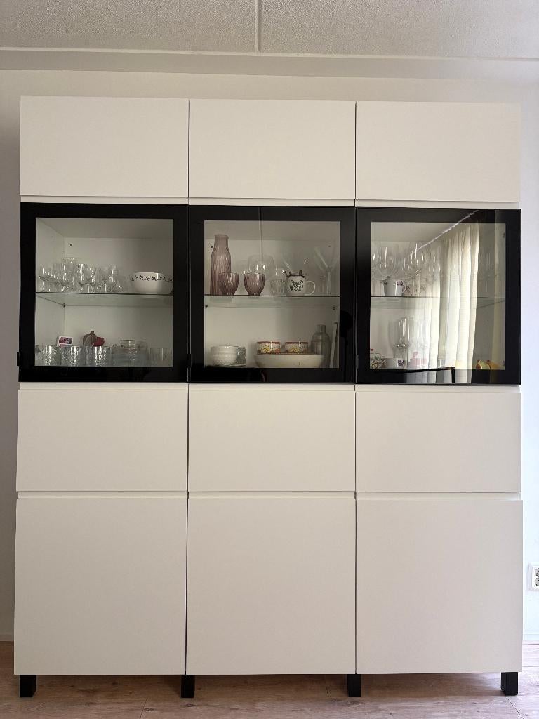 IKEA BESTA opbergkast/servieskast, Huis en Inrichting, Ophalen, Zo goed als nieuw