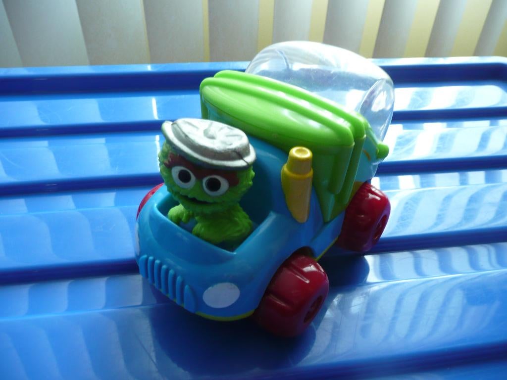 Tyco sesamstraat auto met springende balletjes, Ophalen of Verzenden, Zo goed als nieuw, Auto