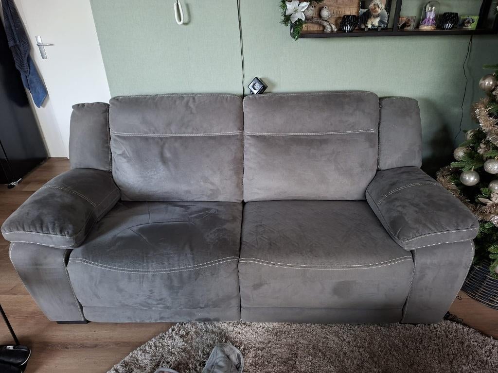 ZGAN mooie suède bank, Ophalen, Minder dan 75 cm, 150 tot 200 cm, Tweepersoons