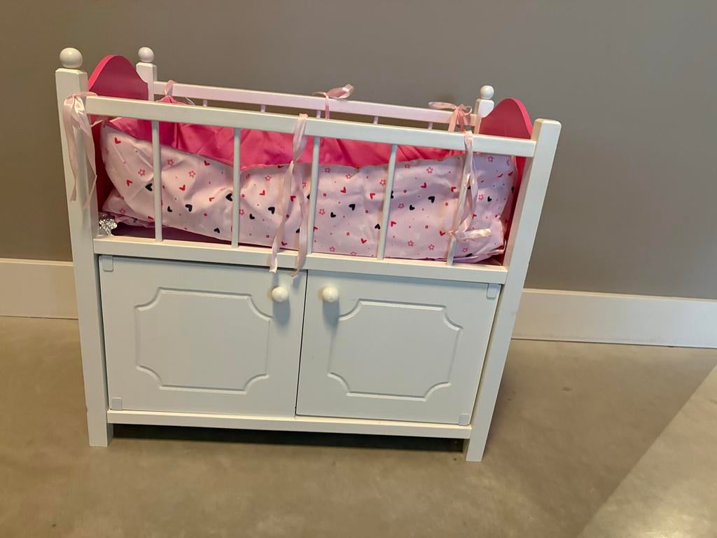 Poppenbedje in zeer mooie staat, Kinderen en Baby's, Speelgoed | Poppen, Ophalen, Zo goed als nieuw, Overige typen