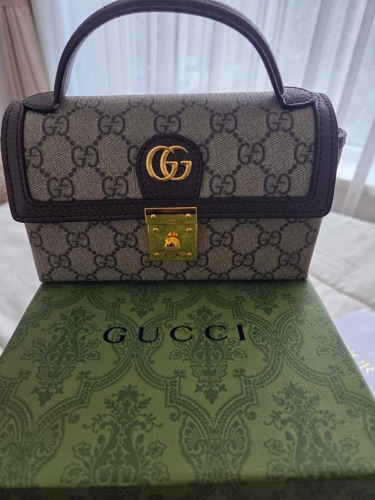Gucci Mini Crossbody Tasje - GG Supreme Canvas, Ophalen of Verzenden, Zo goed als nieuw, Bruin, Schoudertasje