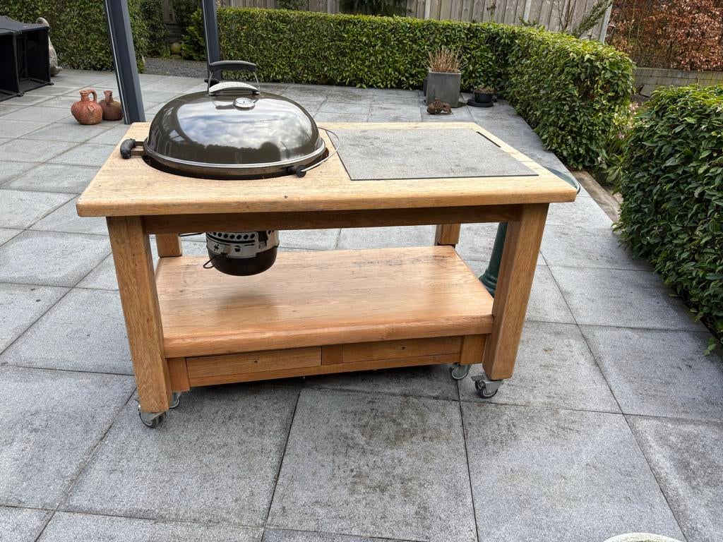 Barbecue meubel met Weber Master Touch GBS 57 CM, Ophalen, Gebruikt