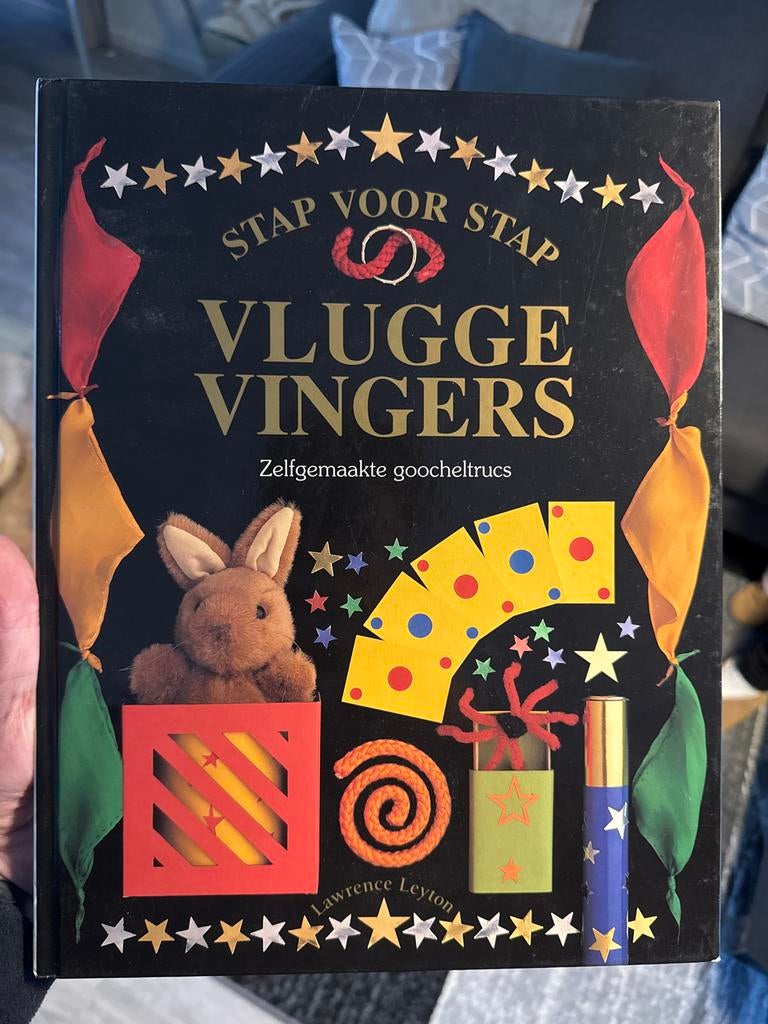 Stap voor Stap Vlugge Vingers - Zelfgemaakte goocheltrucs, Ophalen of Verzenden, Gelezen, Overige onderwerpen