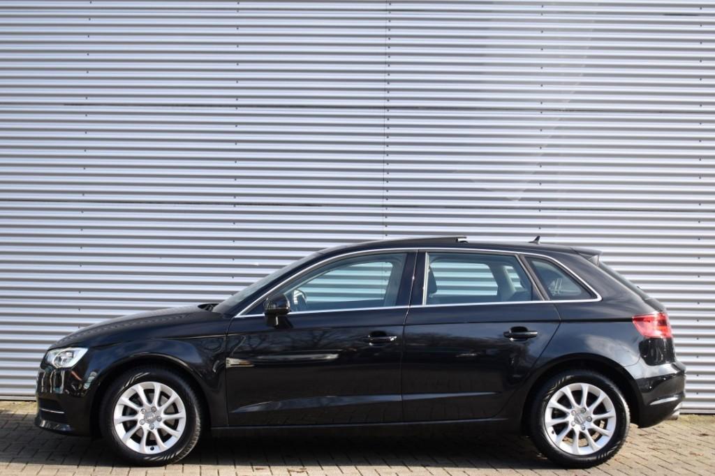 Audi A3 1.4 TFSI AUT. ATTRACTION PRO LINE PLUS / P.DAK / ECC, Auto's, Zwart, Origineel Nederlands, 650 kg, 57 €/maand