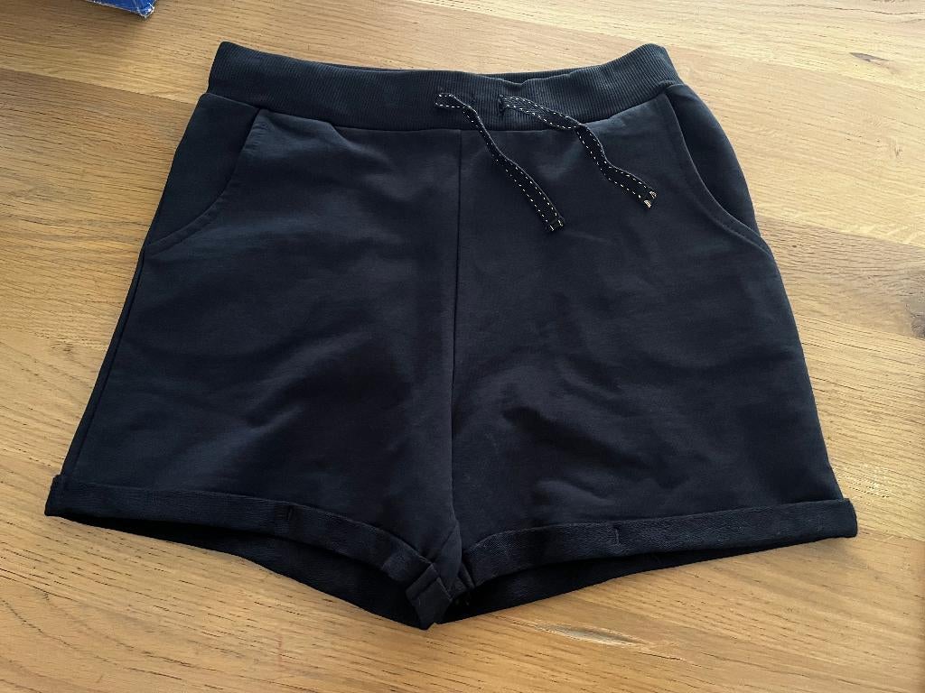 Korte donkerblauwe broek maat 146 (advr 171), Broek, Meisje, Ophalen of Verzenden, Zo goed als nieuw