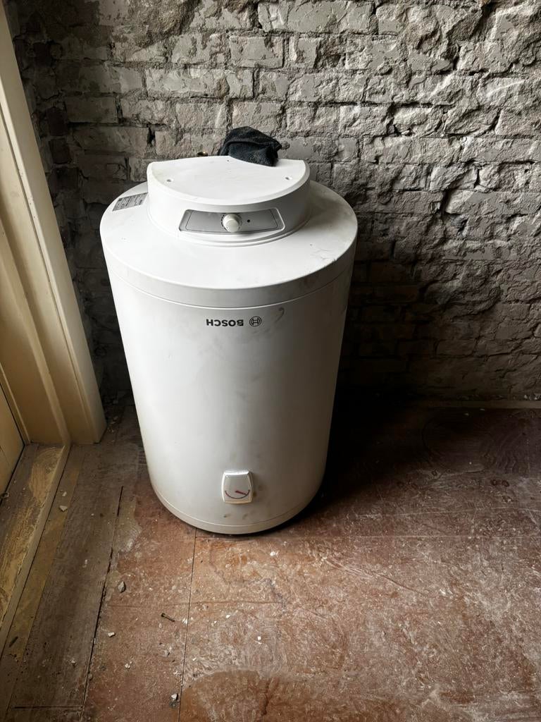 Elektrische Boiler Bosch 80L, 20 tot 100 liter, Ophalen, Boiler, Minder dan 3 jaar oud