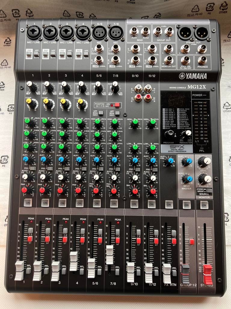 Yamaha MG12X Analoog 12-kanaals Mengpaneel - Nieuw in doos, Muziek en Instrumenten, Mengpanelen, Ophalen, Nieuw, 10 tot 20 kanalen