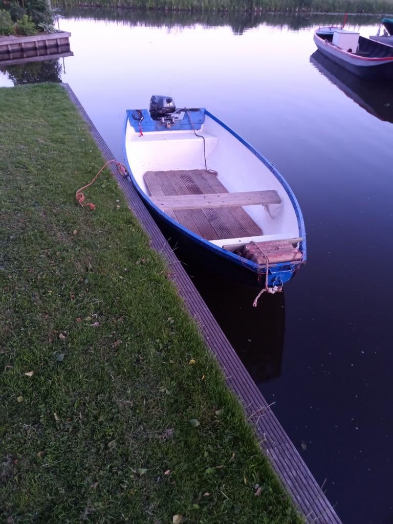 Polyester bootje, Ophalen, Gebruikt, Minder dan 15 m²