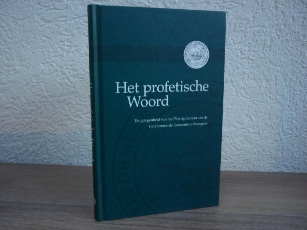 Ds. A. van Stuijvenberg, e.a. - Het profetische Woord, Ophalen of Verzenden, Zo goed als nieuw, Christendom | Protestants
