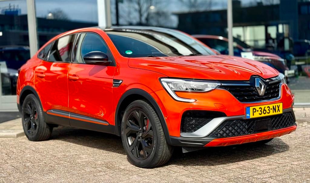 Renault Arkana 1.6 E-Tech Hybrid 145 R.S. Line | Trekhaak |, Gebruikt, Origineel Nederlands, 760 kg, Hybride Elektrisch/Benzine