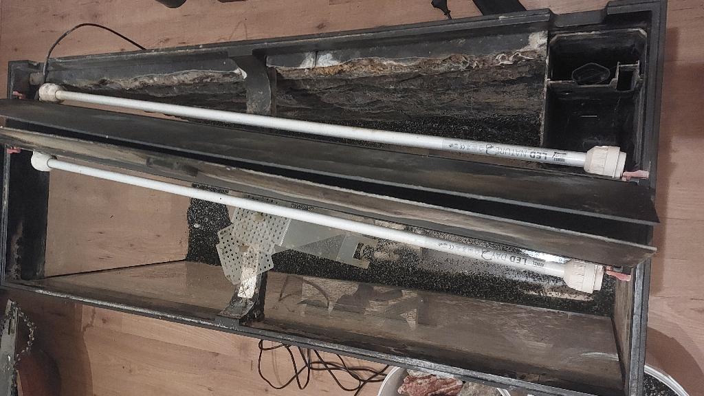 Juwel Rio 180 Aquarium, Ophalen, Gebruikt, Leeg aquarium, Verwarming