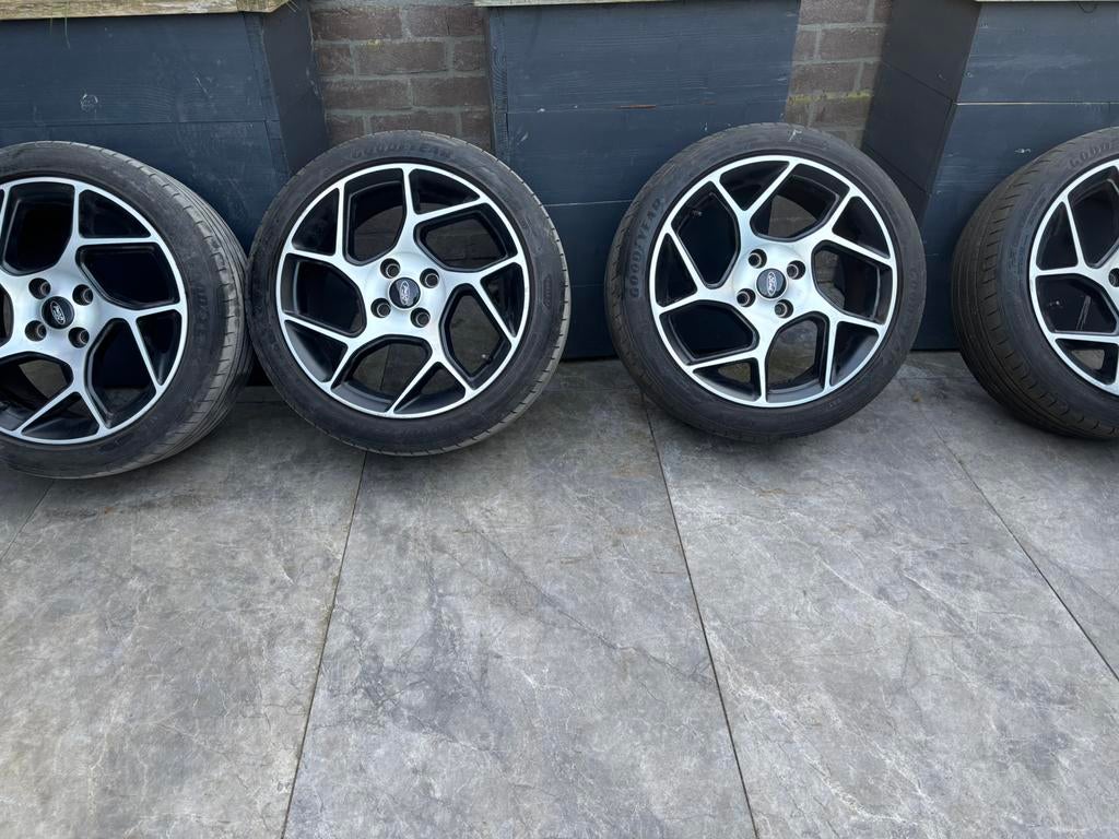 Ford fiesta st mk8 velgen, Auto-onderdelen, Banden en Velgen, Ophalen, Velg(en), 17 inch, Personenwagen