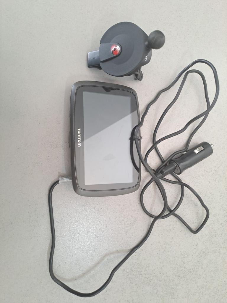 TomTom navigatiesysteem me life time updates, Ophalen of Verzenden