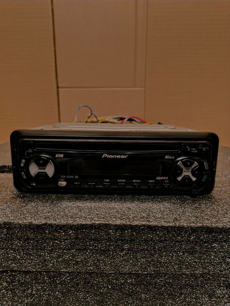 Pionier radio met kabels getest, Ophalen of Verzenden