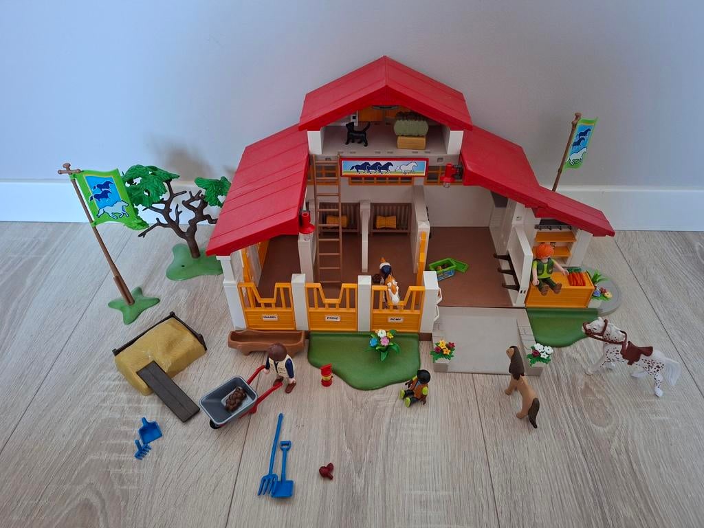 Playmobil manege, Ophalen of Verzenden, Gebruikt, Complete set