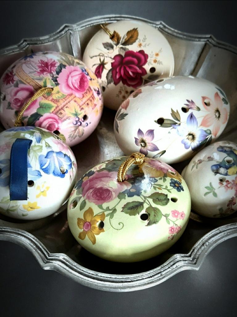 Antieke porseleinen Engelse pomanders,, Ophalen of Verzenden