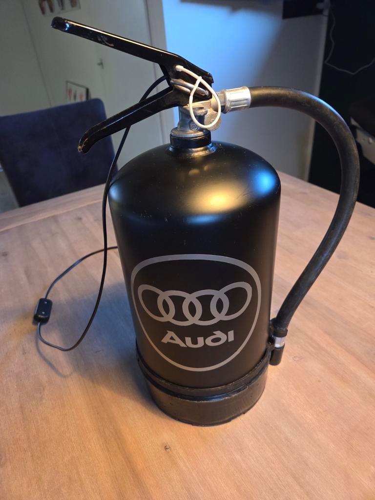 Audi Brandblusser Lamp, Huis en Inrichting, Lampen | Overige, Gebruikt, Ophalen of Verzenden