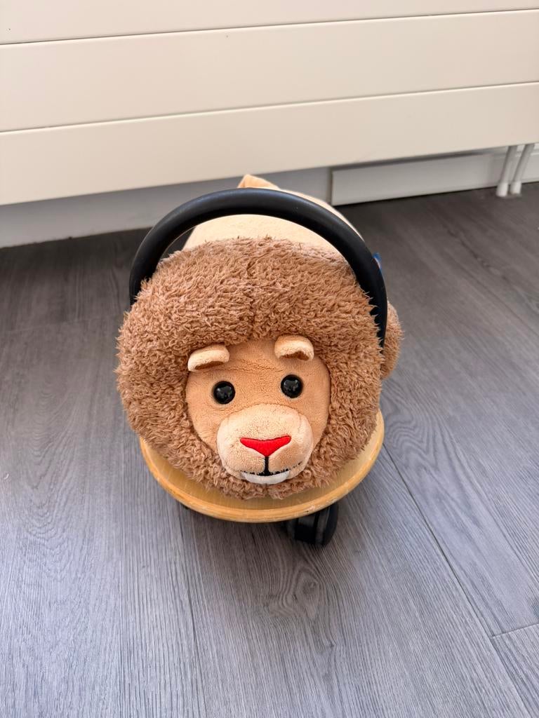 Wheeliebug leeuw, Ophalen, Gebruikt