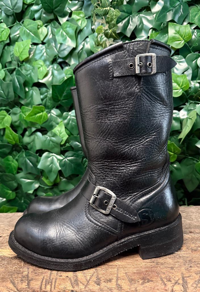 Bijna  Nieuwe mooie biker boots van Sendra maat 42