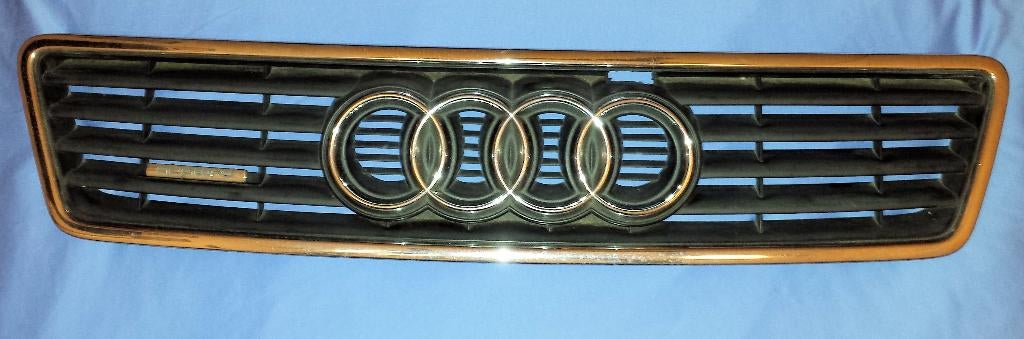 AUDI Quatro grill, origineel, Verzamelen, Ophalen of Verzenden, Gebruikt, Auto's