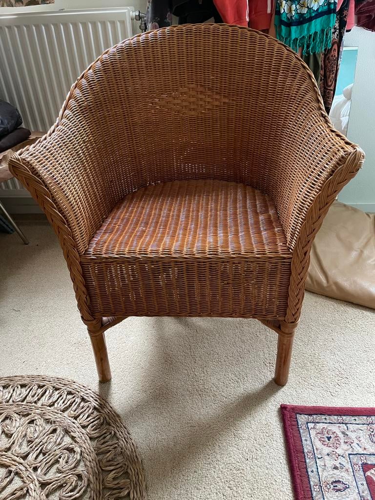 rotan fauteuil met houten poten., Huis en Inrichting, Fauteuils, Ophalen