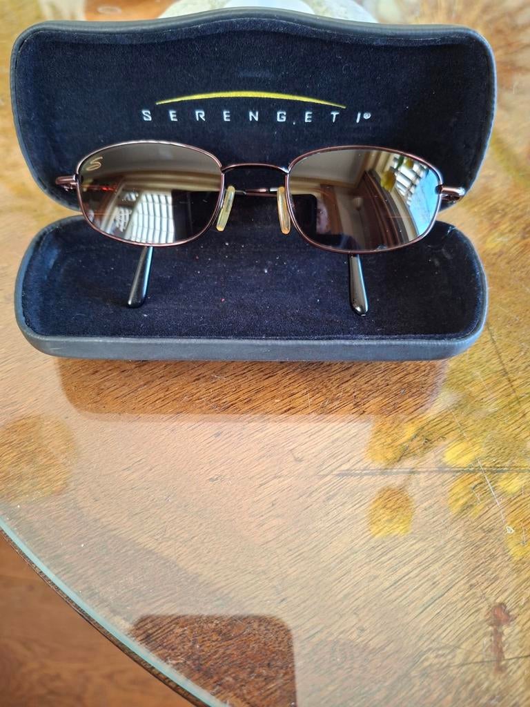 Serengeti zonnebril - Stijlvol en beschermend, Overige merken, Gebruikt, Zonnebril, Bruin