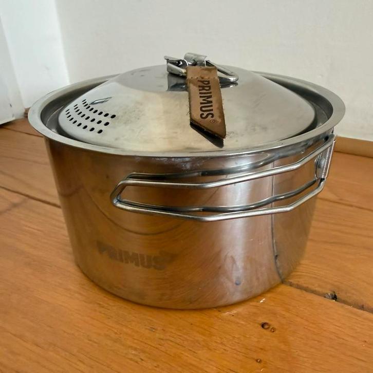 Primus 1,8 liter RVS pan, Huis en Inrichting, Keuken | Potten en Pannen, Ophalen of Verzenden, Zo goed als nieuw, Rvs, Kookpan of Snelkookpan