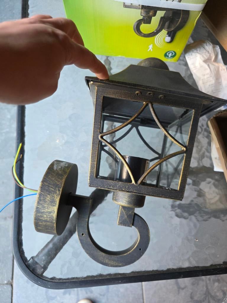 Buitenlamp met sensor nieuw, Minder dan 50 watt, Wandlamp, Ophalen of Verzenden, Netvoeding