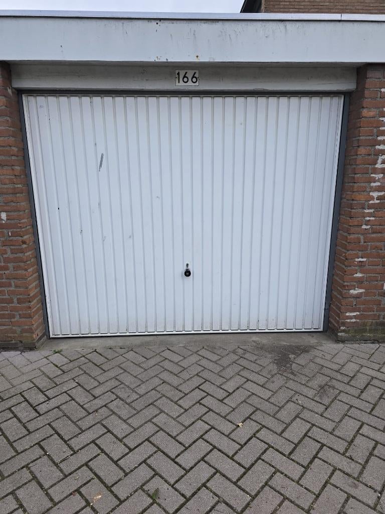 Garagebox Tilburg Noord (van Breestraat)