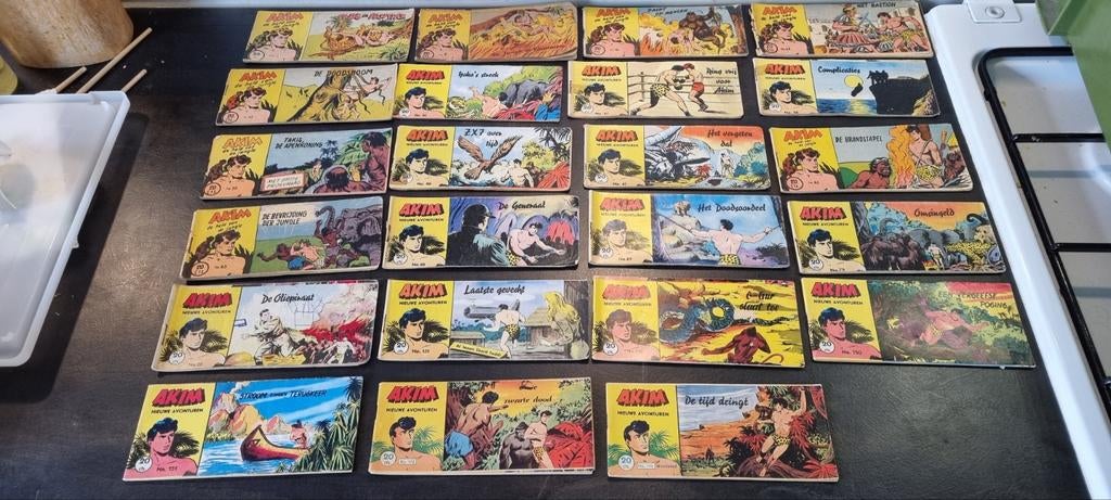 23 Akim strip boekjes., Boeken, Meerdere stripboeken, Ophalen of Verzenden, Gelezen