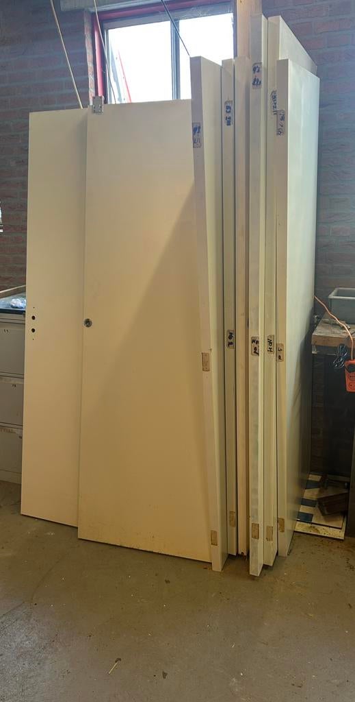 Binnendeuren en kozijnen wit in goede staat, bijna nieuw, Ophalen of Verzenden, Gebruikt