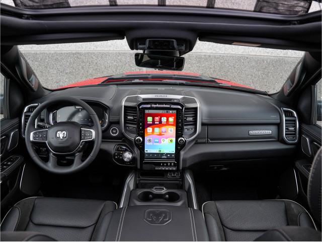 Dodge Ram 1500 5.7L V8 4x4 Crew Cab Laramie Night |Luchtveri, Automaat, Gebruikt, 402 pk, Origineel Nederlands