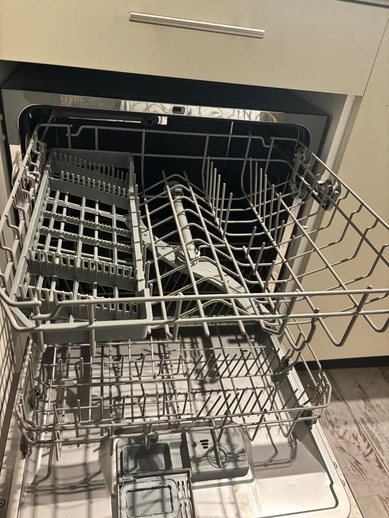 Compacte Vaatwasser - Ideaal voor kleine keukens, Witgoed en Apparatuur, Vaatwasmachines, Gebruikt, Vrijstaand, Minder dan 85 cm