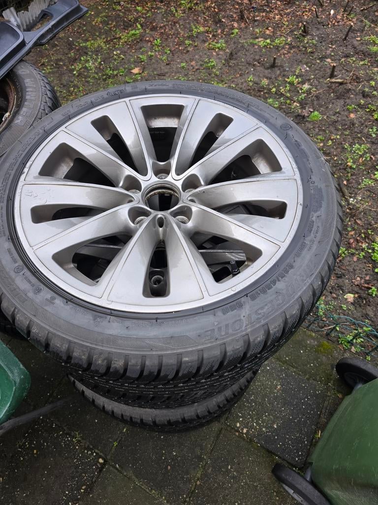 18 inch velgen met All Season banden - Ruim profiel, 18 inch, Gebruikt, Banden en Velgen, Ophalen of Verzenden