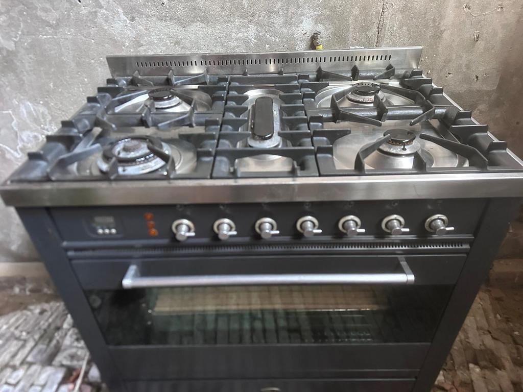 Boretti fornuis 5 pits, Witgoed en Apparatuur, Ophalen, 60 cm of meer, Zo goed als nieuw, Gas
