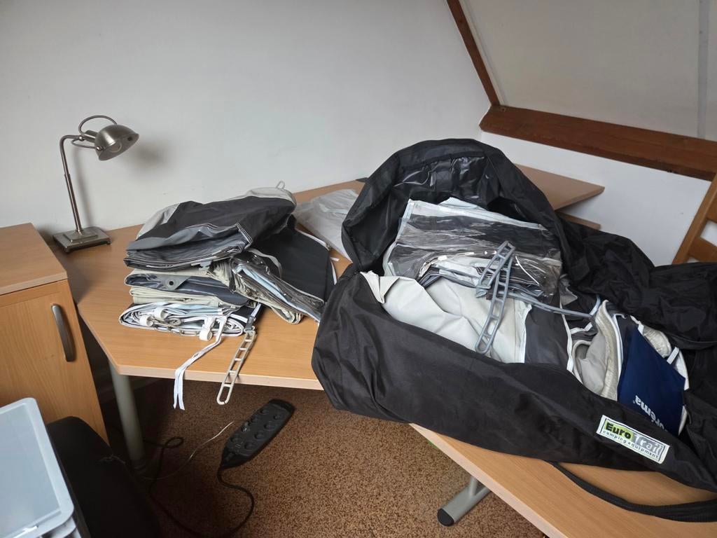 Dorema panorama luifel met voorwand, Ophalen