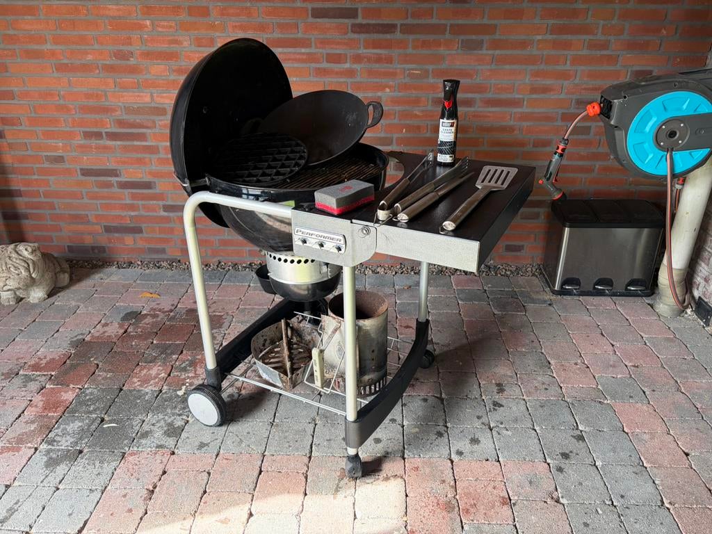 Weber GBS performer 57cm. met accesoires, Ophalen, Zo goed als nieuw
