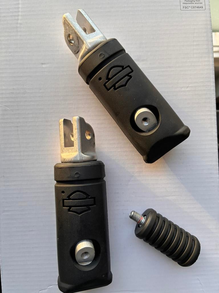 OEM Harley voetsteunen / footpegs, Ophalen of Verzenden, Gebruikt
