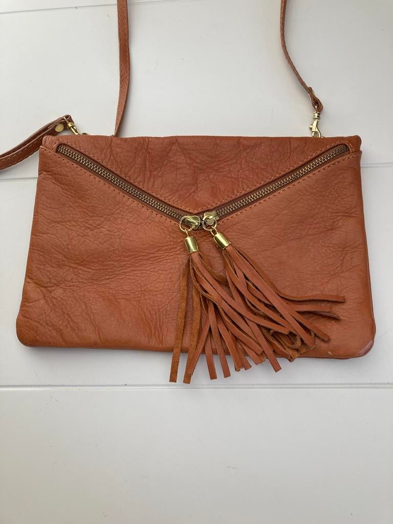 Nieuwe Leren Camel Tas met Kwastjes - 28x19 cm, Sieraden, Tassen en Uiterlijk, Tassen | Damestassen, Ophalen of Verzenden, Nieuw